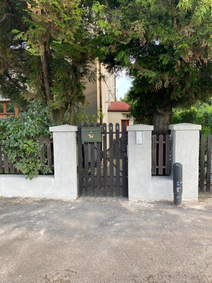 Apartament Czytelnia - Parking Gratis Poznań Buitenkant foto