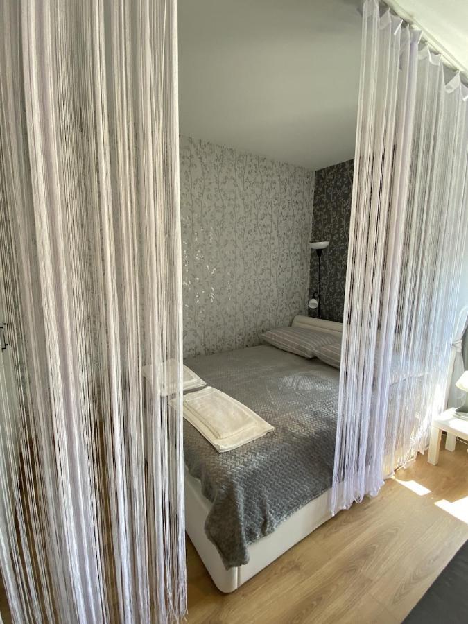 Apartament Czytelnia - Parking Gratis Poznań Buitenkant foto